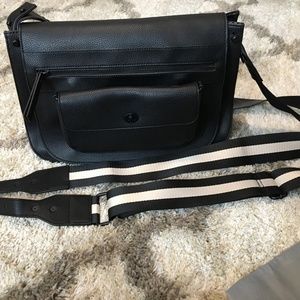 Betabrand Dawn to Dusk Purse (Messenger Bag)